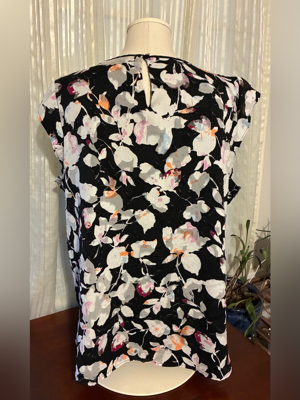 DKNYC Black Floral V-Neck Tank with Pink & Orange Accents - Picture 2 of 3